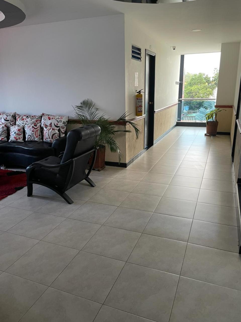 Hotel Palma Roja Granada  Ngoại thất bức ảnh