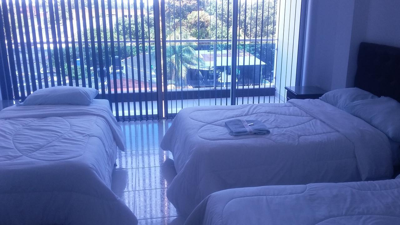 Hotel Palma Roja Granada  Ngoại thất bức ảnh